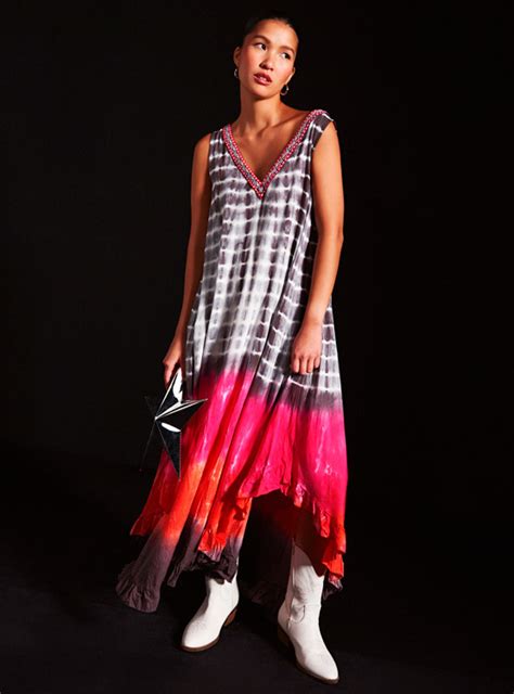 Ripley Vestido Tatienne Largo Tie Dye Escote Bordado