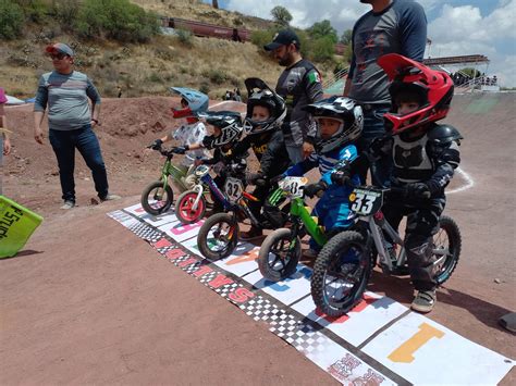 Homenajean A Ciclistas De Bmx Ntr Zacatecas