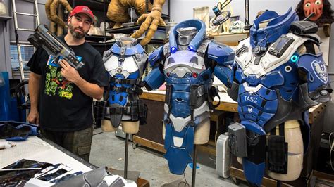 Making Sci-Fi Armor for a Video Game Trailer - YouTube