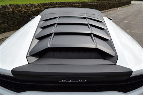 Lamborghini Huracan Matte Black Roof Detailing