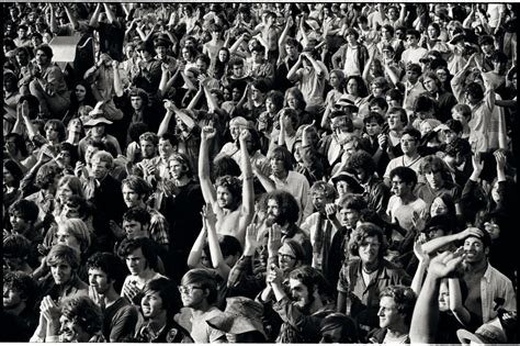 Jim Marshalls Iconic Photos From The 1969 Woodstock Festival