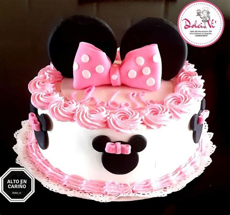 Minnie Mouse Cream Cake