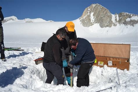 La Valle D Aosta Ha Perso 32 Ghiacciai In 22 Anni