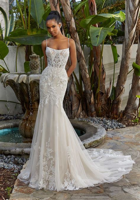 Beautiful Wedding Dresses With Straps