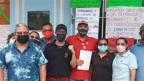 Se manifiestan trabajadores del INAH Veracruz piden más presupuesto a