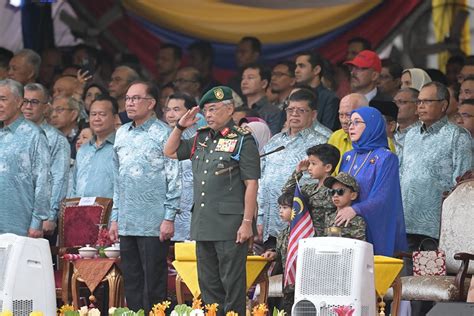 Agong Bertitah Kukuhkan Perpaduan Berbilang Kaum Sumberkini