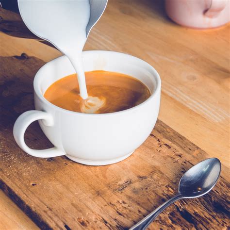 The 5 Lowest Calorie Milk Options For Your Coffee Tastylicious