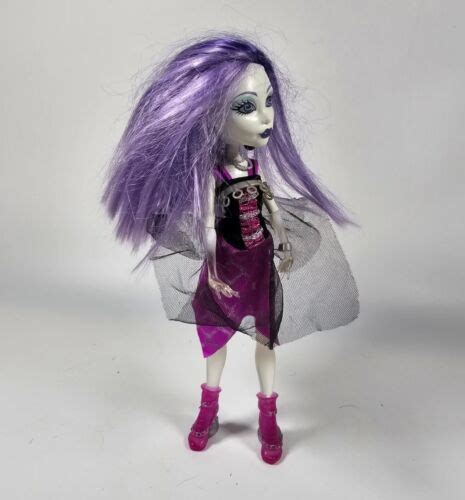 Monster High Ghoul S Alive Spectra Vondergeist Outfit Shoes Ebay