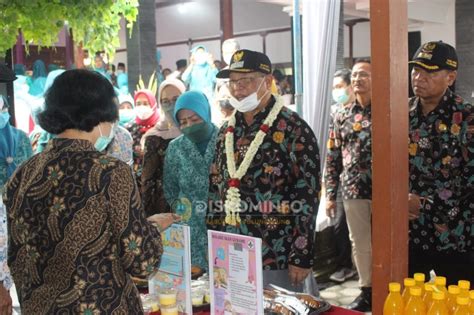 Pencanangan Pembinaan Terpadu Pkk Sehat Lestari Berencana Kabupaten