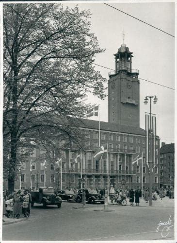 Frederiksberg Rådhus på åbningsdagen den 9 maj 1953 Motivet er set