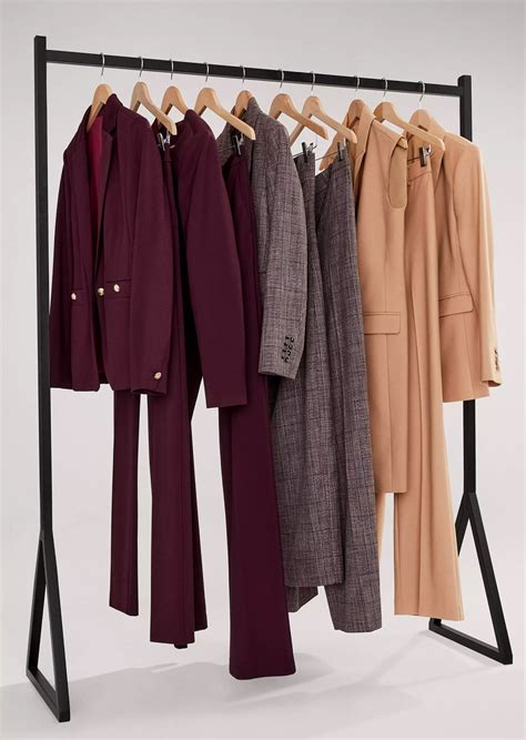 ann taylor credit card rewards are helping shoppers save on workwear 4