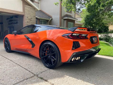 Chevrolet Corvette C8 Stingray Sebring Orange Vossen HF-3 | Wheel Front