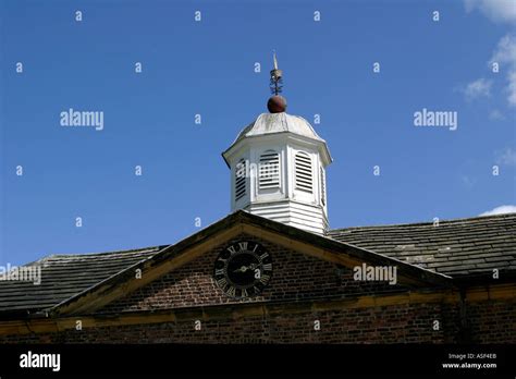 Clock Tower Temple Newsome Stock Photo Alamy