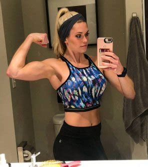 Blonde Flex Porn Pic