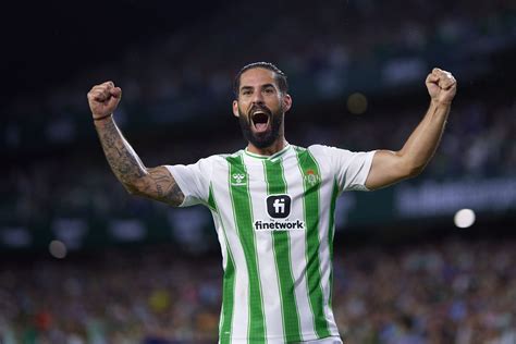 Fichaje estelar del Betis para formar tridente mágico con Isco y Fekir