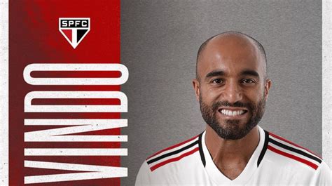 S O Paulo Anuncia O Retorno De Lucas Moura Ap S Quase Anos