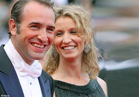 Jean Dujardin Et Alexandra Lamy La Love Story Dun Gars Une Fille Elle