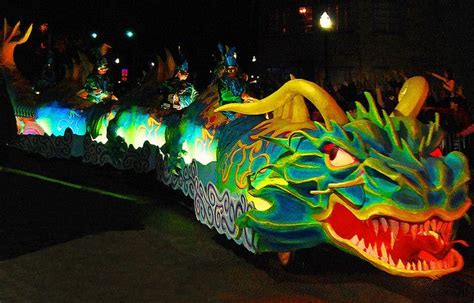 Mobile Al Mardi Gras Float Mystics Of Time Parade Mobile Mardi Gras