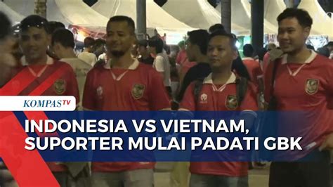 Antusiasme Suporter Timnas Saksikan Pertandingan Indonesia Lawan