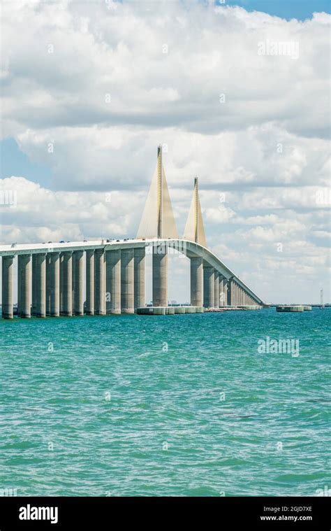 Florida St Petersburg Sunshine Skyway Bridge Stock Photo Alamy