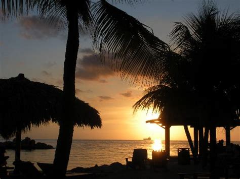 We savored spectacular sunsets from the hotel beach several evenings . . . and hope you do too ...