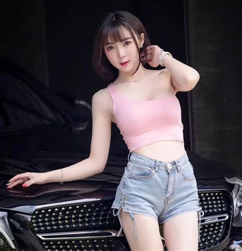 No mắt trước thân hình bốc lửa của hot girl Thái Lan Người đẹp Việt Giải Trí