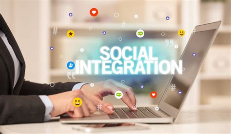 Maximize Your Social Media Presence With Integration And Linking