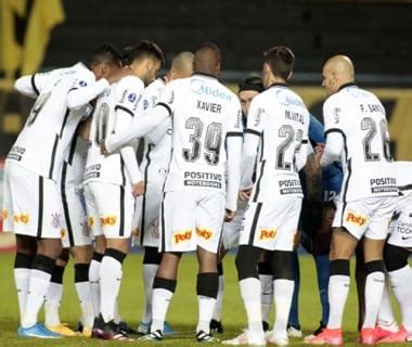 Goleado Pelo Pe Arol Por A Corinthians Eliminado Da Copa Sul