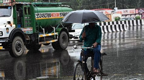 Mumbai Weather Updates IMD Issues Yellow Alert For Mumbai And Thane