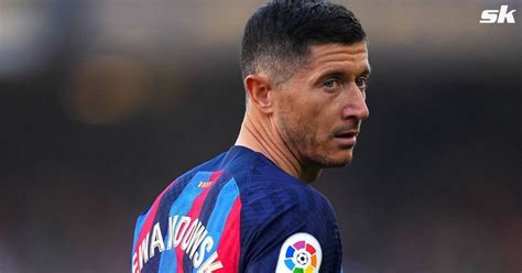 Barcelona Star Robert Lewandowski Issues Update On His Long Term Future