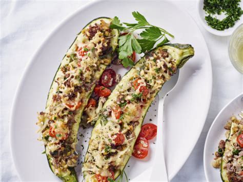 Gevulde Courgettes Met Gehakt En Kerstomaten Libelle Lekker