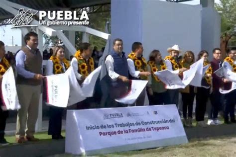 Sergio Salom N Arranca Obras Del Parque De La Familia De Tepeaca