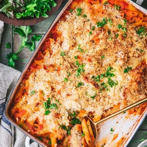 Dump And Bake Chicken Parm Casserole The Seasoned Mom