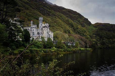 Kylemore Abbey in Connemara County Editorial Image - Image of abbey ...