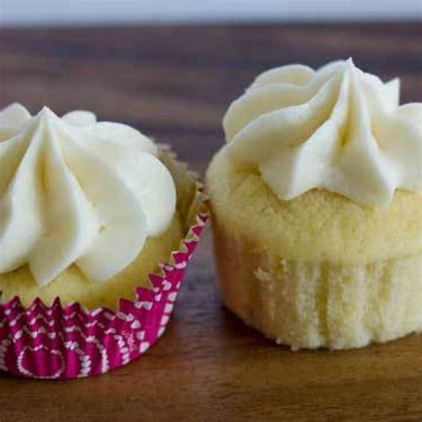 Buttermilk Cupcakes With Swiss Meringue Frosting Recipe Buttermilk Cupcakes Delicious Cake