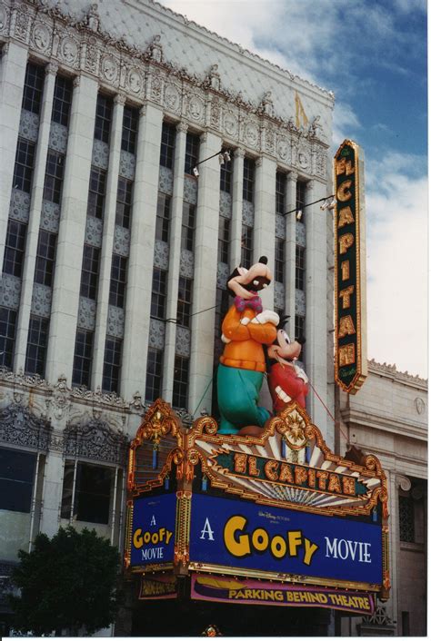 'A Goofy Movie' premiere at the El Capitan 25 years ago : r/GoofyMovie