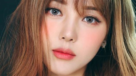 Ini 7 Tren Makeup Korea 2019 Yang Bisa Kamu Coba BukaReview