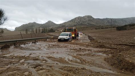 La Dana Deja Decenas De Muertos En La Comunitat Valenciana Y Al Menos