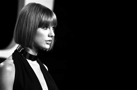 Taylor Swift Donates To Rainn During Sexual Assault Awareness Month Billboard