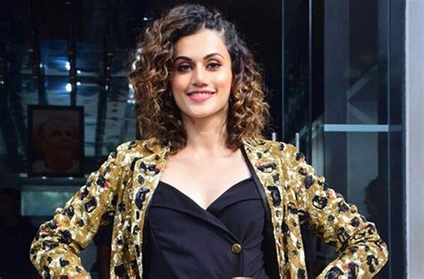 10 Taapsee Pannu Approved Hairstyles To Try If You Have A Wavy Mane ...