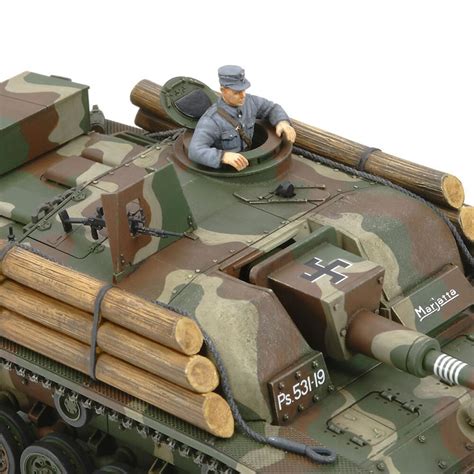 Tamiya Sturmgeschutz III Ausf G Finnish Army Tank Model Kit Scale 1 35