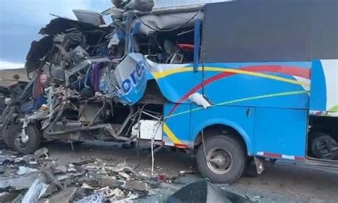 Video Cinco Muertos Y 21 Heridos Deja Grave Choque Entre Un Bus Y Una