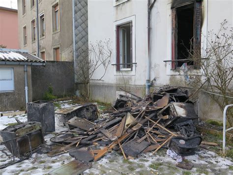 Violent Feu Dappartement