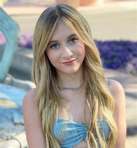 Elliana Walmsley- Bio, Age, Height, Net Worth, Boyfriend, Dating