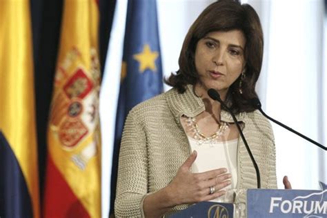 María Ángela Holguín le apuesta al diálogo entre Venezuela y EE UU