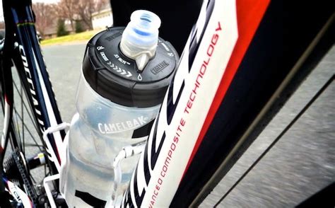 The 10 Best Bike Water Bottle Of 2020 With Images Bike Water Bottle