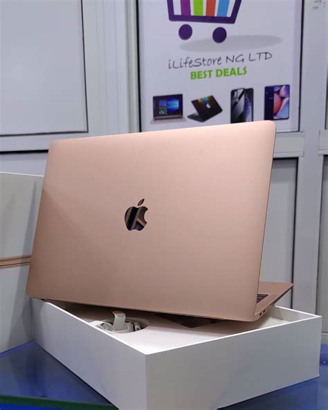 New Open Box Macbook Air 2019 Core I5 8gb Ram 128gb Ssd Rose Gold