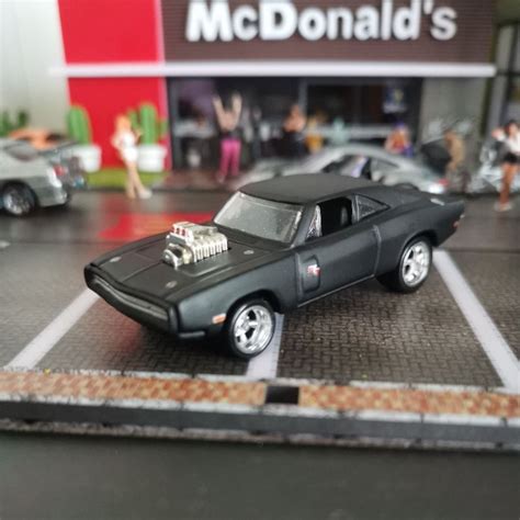 Hotwheels Premium Dodge Charger R T Rt Fast Furious Retro