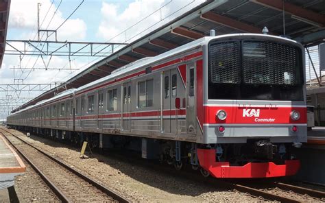 Tiga Rangkaian KRL Seri 205 Asal Jalur Musashino Lakukan Uji Dinamis