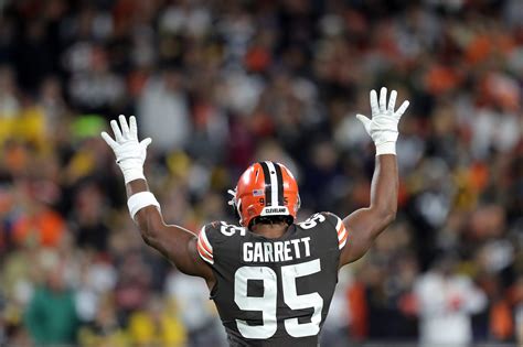 Browns Morning Roundup Clowney Isnt Having Fun Brissett Not Hiding